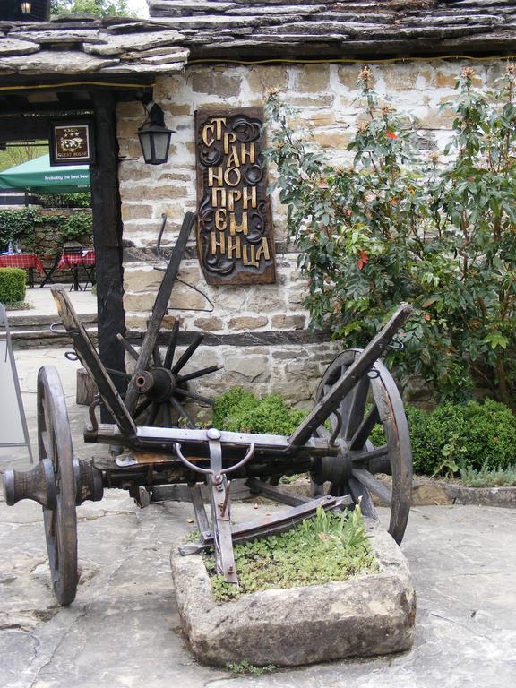 Strannopriemnitsa Guest House Bozsenci Kültér fotó